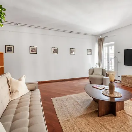 דירה Leonina Art Loft *
